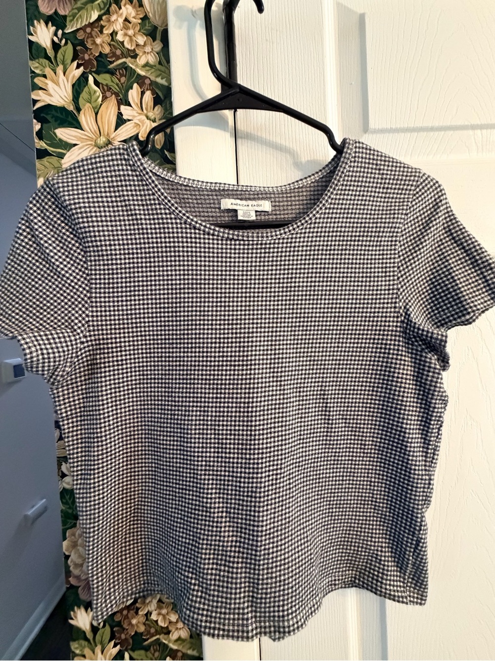American Eagle Black & White Gingham Baby Tee 🖤 Cropped Checkered Top